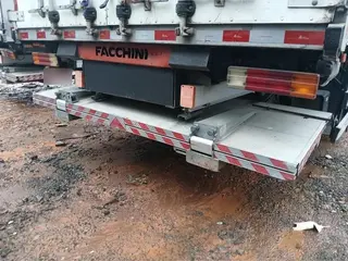 CAMINHÃO BAÚ C/ BLINDAGEM ELÉTRICA T4S MERCEDES-BENZ ATEGO 1419, 2019, Placa FINAL 3 (PE), (Ref.: 18269400017724) — leilão em Suzano/SP (foto 19)