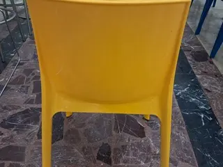 BANQUETAS E CADEIRAS FIXAS (APROX. 47 PÇ) (Ref.: JJZ) — leilão em São Paulo (foto 15)