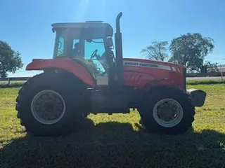 TRATOR AGRÍCOLA MASSEY FERGUSON 7370 4X4, ANO AQUIS.: 2010, SÉRIE: 7370302991 (Ref: 8) — leilão em Taquaritinga/SP (foto 6)