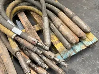 08 VIBRADORES PNEUMÁTICO COM DIÂMETRO DE 90 MM PARA BARRAGENS E DEMAIS APLICAÇÕES — leilão em Belo Horizonte (foto 2)