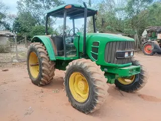 TRATOR DE PNEUS JOHN DEERE 6405 4x4, ANO AQUIS.: 2013, SÉRIE: 1BM6110JJDA004292 (Ref: 2388) — leilão em Sapezal/MT (foto 2)
