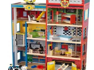 01 CONJUNTO DE BRINQUEDOS KIDCRAFT C/ ACESSÓRIOS — leilão em São Caetano do Sul