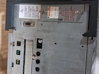 RELE MERLIN GERIN 2000S35XR (Ref.: 49) — leilão em Guarulhos (foto 6)