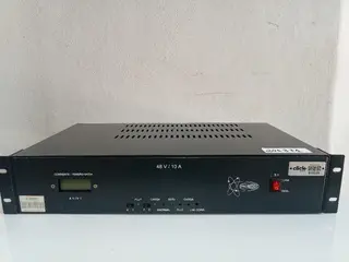 PEÇAS DIVERSAS: FONTES, MÓDULOS, INTERRUPTORES E OUTROS (APROX. 450 PÇS) — leilão em Caucaia/CE (foto 3)