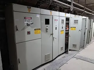 SISTEMA DE MOAGEM DE CIMENTO COM MOINHO DE BOLAS FLSMIDTH, CAP. 23,5 TON./H, MOTOR WEG 1.250 HP, REDUTOR SYMETRO TS-1250, ELEVADOR DE CANECAS, CLASSIFICADOR, FILTRO DE MANGAS, CCM E TRANSFORMADOR DE 1.500 KVA (Ref.: D / MOAGEM 2) — leilão em Açailândia/MA (foto 21)