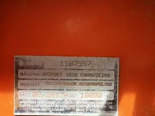PULVERIZADOR AUTOPROPELIDO JACTO UNIPORT 3030 4x4, ANO AQUIS.: 2017, SÉRIE: 1107997 (Ref: MCL / 102212) — leilão em Lins/SP (foto 9)