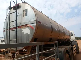 CAMINHÃO TANQUE FORD CARGO 1215 5.9, 1994/1994, Placa FINAL 0 (MT), (Ref.: 199) — leilão em Sapezal/MT (foto 7)