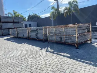 40 UNID DE PISOS EM AÇO (VAZADO) PARA MEZANINO 1 X 1 MTS (Ref.: 20532) — leilão em São Paulo (foto 6)