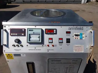 PASTEURIZADOR ARMIFIELD FT 40 (FINALIDADE: PROJETADA PARA PESQUISA E DESENVOLVIMENTO EM ESCALA MINIATURA, CAPAZ DE MISTURAR, EMULSIFICAR, AQUECER, PASTEURIZAR, INCUBAR, RESFRIAR E CURAR ALIMENTOS.) (Ref.: 21389) — leilão em São Paulo (foto 3)