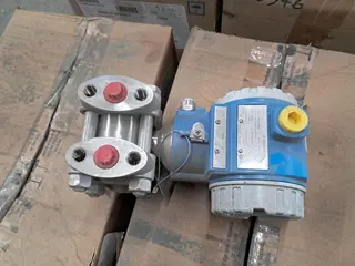EQPTOS DE INSTRUMENTAÇÃO: CÉLULAS DE CARGA, MANOMÊTROS, TRANSMISSORES, TRANSDUTORES E OUTROS (APROX. 59 PÇS) — leilão em Maracás/BA (foto 9)