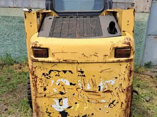 MINI CARREGADEIRA CATERPILLAR 226B3 4x4, ANO AQUIS.: 2019, SÉRIE: CAT0226BTDXZ02169 (Ref: MC13) — leilão em Barbacena/MG (foto 2)