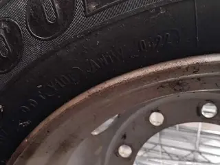 10 UNIDADES DE- PNEUS 275 RODA FERRO USADOS / MARCA: DIVERSOS TIPO II. (Ref.: DR505) — leilão em São Bernardo do Campo (foto 6)