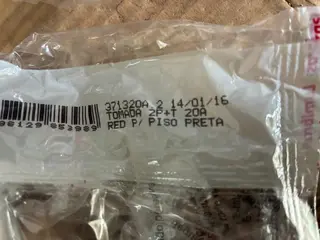 TOMADAS REDONDAS PRETA PARA PISO 2P + T 20A LUMIBRÁS (APROX. 120 PÇ) (Ref.: 1079) — leilão em Santo André/SP (foto 10)