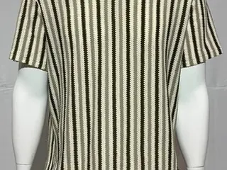 BLAZER TWILL, BLUSÃO RETILINEA, CAMISETA MANGA LONGA E OUTROS (APROX. 150 PÇS) — leilão em São José (foto 5)