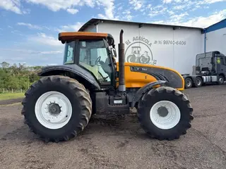 TRATOR AGRÍCOLA VALTRA BT210 4X4, ANO AQUIS.: NÃO IDENTIFICADO , SÉRIE: AAAT2013CDM001381 (Ref: 2) — leilão em Taquaritinga/SP (foto 9)