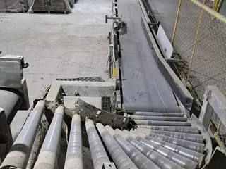 LINHA DE ENSAQUE DE CIMENTO COM ENSACADEIRA ROTATÓRIA HAVER & BOECKER ROTO-PACKER 06 BICOS, CAP. 600 SC/H, SILO PULMÃO DE 50 TON., PENEIRA HAVER, APLICADOR METRAL E TRANSPORTADORES (Ref.: G / ENSACADEIRA) — leilão em Açailândia/MA (foto 30)