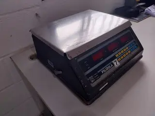 01 BALANÇA FILIZOLA, CAP 30KG (Ref.: 20283) — leilão em São Paulo