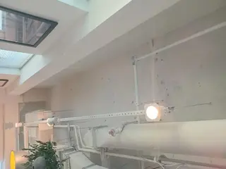01 SUPORTE P/ LUMINÁRIAS DE DESTAQUE — leilão em São Paulo (foto 2)