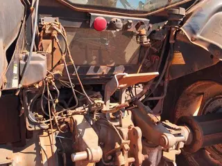 TRATOR DE PNEUS VALTRA BH224 4x4, SÉRIE: W224470552 (Ref: 505637) — leilão em Palestina/SP (foto 26)