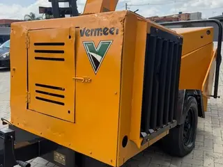 TRITURADOR DE GALHOS MARCA VERMEER BC1000XL ANO 2013- NAO POSSUI MOTOR (Ref.: 21709) — leilão em São Paulo (foto 13)