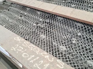 MATERIAIS MECÂNICOS: BUCHAS DE DESCARGA, BUCHAS DE REDUÇÃO, CILINDROS HIDRÁULICOS E OUTROS — leilão em Maracás/BA (foto 32)
