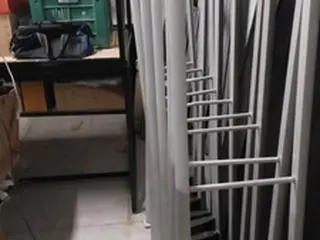 APROX. 133 ANTENAS DE ALARME RF-TX (PEDESTAL) (Ref.: EAS) — leilão em São Paulo (foto 11)