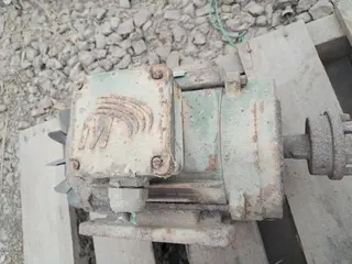 MOTORES ELÉTRICOS, MOTOBOMBA, FLANGES DE ACOPLAMENTO, ELETROBOMBA, BOMBAS DE VÁCUO (19 PÇS) (Ref.: MBD) — leilão em Belo Oriente/MG (foto 34)