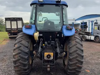 TRATOR AGRÍCOLA NEW HOLLAND TL 5.90 4x4, ANO AQUIS.: 2019, SÉRIE: HCCZTL90TKCJ94592 (Ref: 14) — leilão em Taquaritinga/SP (foto 5)
