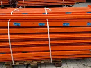 40 VIGAS EM AÇO PARA ESTRUTURA METALICA COM 2,30 MTS CADA. PERFAZENDO 92 MTS LINEAR (Ref.: ML-21202) — leilão em São Paulo (foto 3)