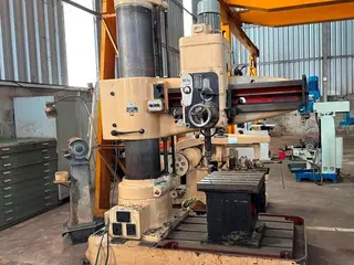 FURADEIRA RADIAL MARCA CSEPEL MODELO RF2A 1600 MM — leilão em Artur Nogueira