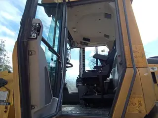 CARREGADEIRA DE RODAS VOLVO L90F, ANO: 2017/2017, SÉRIE: CR17008 — leilão em Brumado/BA (foto 29)
