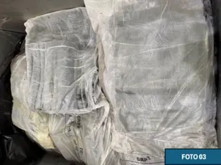 MATÉRIA PRIMA: TINTAS, CLOROBUTIL, VULKAZON AFS, AGENTE DE DISPERSÃO, NY N/90 DTEX E OUTROS (APROX. 34.759,604 KG) — leilão em Gravataí/RS (foto 3)