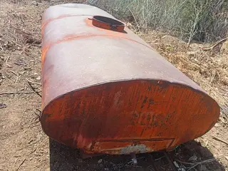 2 Tanques Metálicos Cilíndricos InconAgri para Armazenamento E 1 PIPA — leilão em São João do Sabugi (foto 8)