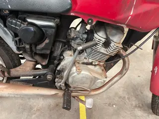 HONDA/CG 150 TITAN KS, 2005/2005, VERMELHA — leilão em Maringá (foto 4)
