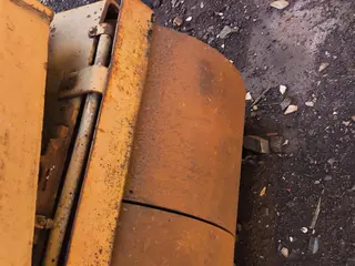 SUCATA MINI ROLO COMPACTADOR DYNAPAC — leilão em Engenheiro Beltrão (foto 4)