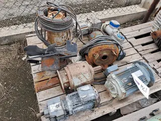 MOTORES ELÉTRICOS, MOTORREDUTORES, REDUTOR DE VELOCIDADE, MOTOBOMBAS, BOMBA CENTRÍFUGA (15 PÇS) (Ref.: MCI) — leilão em Belo Oriente/MG