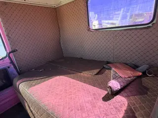 CABINE SCANIA T112 COM LEITO ID: #3693933 — leilão em Barretos/SP (foto 3)