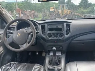 MITSUBISHI L200 TRITON SPT GL, 2019/2020, Placa FINAL 8 (MG), — leilão em Vazante/MG (foto 7)