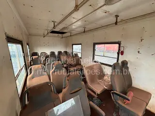Bau Caminhão 3/4 para Transporte com Forração Térmica - 5 Metros — leilão em Saltinho/SP (foto 4)