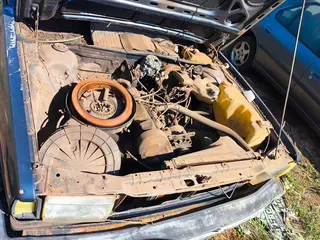 SUCATA VW/QUANTUM, 1986/1986, AZUL — leilão em Maringá (foto 9)