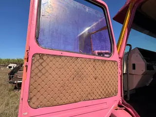 CABINE SCANIA T112 COM LEITO ID: #3693933 — leilão em Barretos/SP (foto 4)