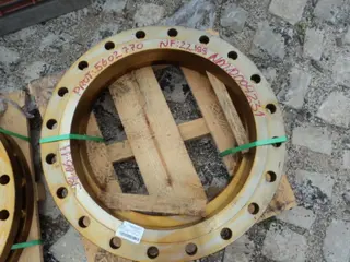FLANGE WN, CONECTOR BIPARTIDO, TAMPÃO PARA TUBO E OUTROS — leilão em Macaé/RJ (foto 9)