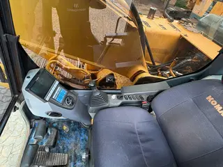 ESCAVADEIRA HIDRÁULICA KOMATSU PC200-8M0 ANO: 2019 — leilão em Chapecó/SC (foto 40)
