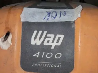 04 LAVADORA/SECADORA DE PISOS INDUSTRIAL TASKI SWINGO 455, SÉRIE.: 0219 E 01 LAVADORA DE ALTA PRESSÃO WAP 4100 PROFISSIONAL (Ref.: TAG) — leilão em Pouso Alegre/MG (foto 3)