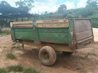 CARRETA AGRÍCOLA 2 EIXOS BASCULANTE CAFEIRA - ID: #3586801 — leilão em Araxá/MG (foto 3)