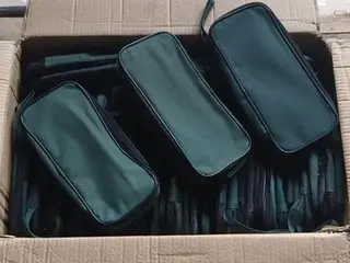 LOTE CONTENDO APROXIMADAMENTE 50 CASES ESTOJOS MULTIUSO COM ZIPER - NO ESTADO - SEM GARANTIAS — leilão em Curitiba