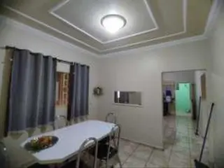 Imóvel residencial localizado na rua Dr. Genaro Resende Centro no município de Cambará/PR — leilão em Cambará/PR (foto 4)