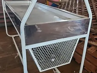 MOSTRUÁRIO DE ALUMÍNIO PARA LANCHES OU PEQUENOS PRODUTOS — leilão em Bom Jesus do Sul/PR (foto 6)