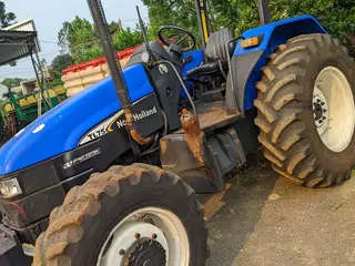 TRATOR NEW HOLLAND TL 75E C/ REVERSOR - ANO/MODELO 2013 — leilão em Laranjeiras do Sul/PR (foto 2)
