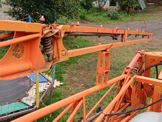 Pulverizador de arrasto Jacto, 3.000 Lt — leilão em Francisco Beltrão/PR (foto 16)